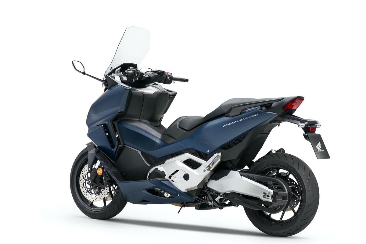 Prova Honda Forza 750 TEST: più moto che scooter Prove - Main Image