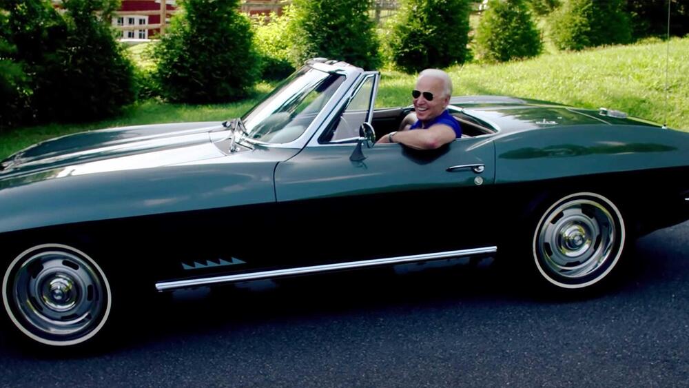 Biden ama la Corvette, meglio se elettrica da 200 MPH