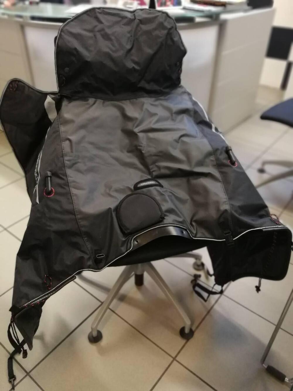 TERMOSCUDO PROTETTIVO Tucano Urbano (6)