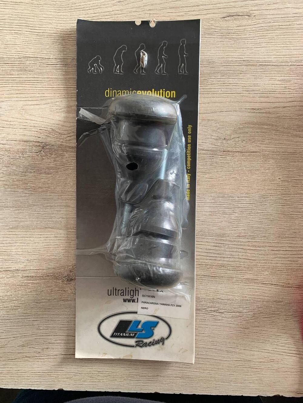 PARACARENA YAMAHA FZ1 2006 L.L.S. (2)