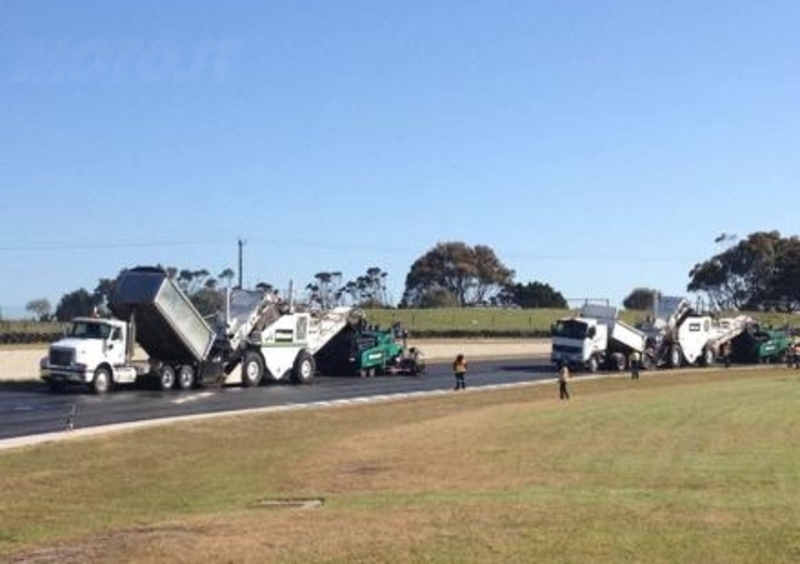 Nuovo asfalto a Phillip Island