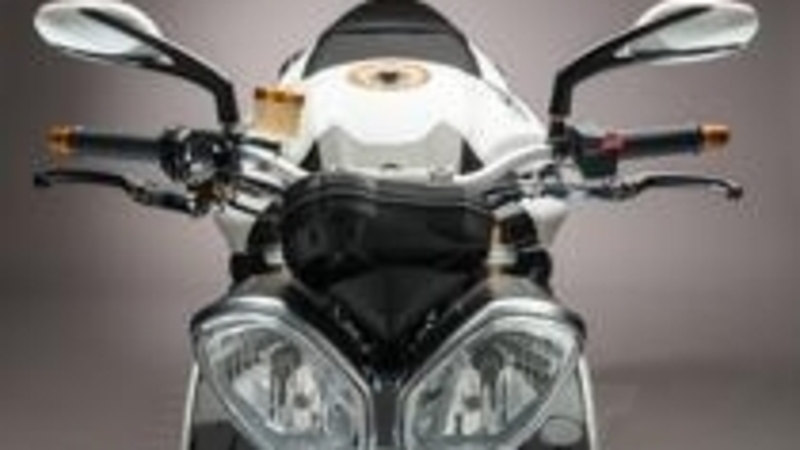 Accessori LighTech per Triumph Speed Triple 1050