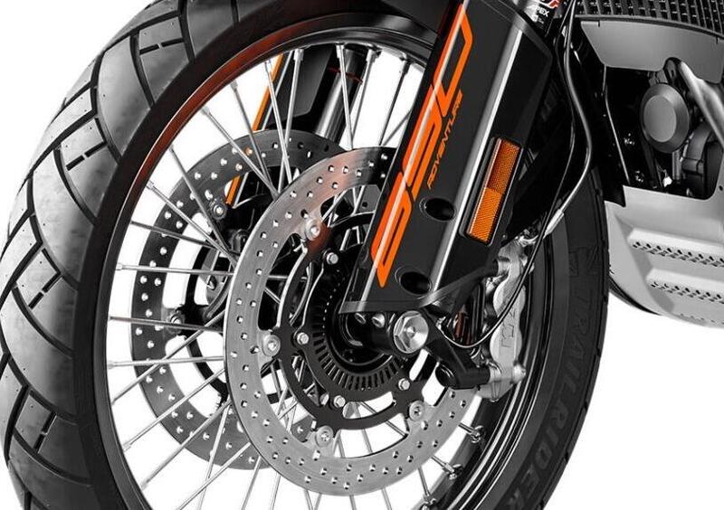 KTM 890 Adventure 890 Adventure (2021) (8)