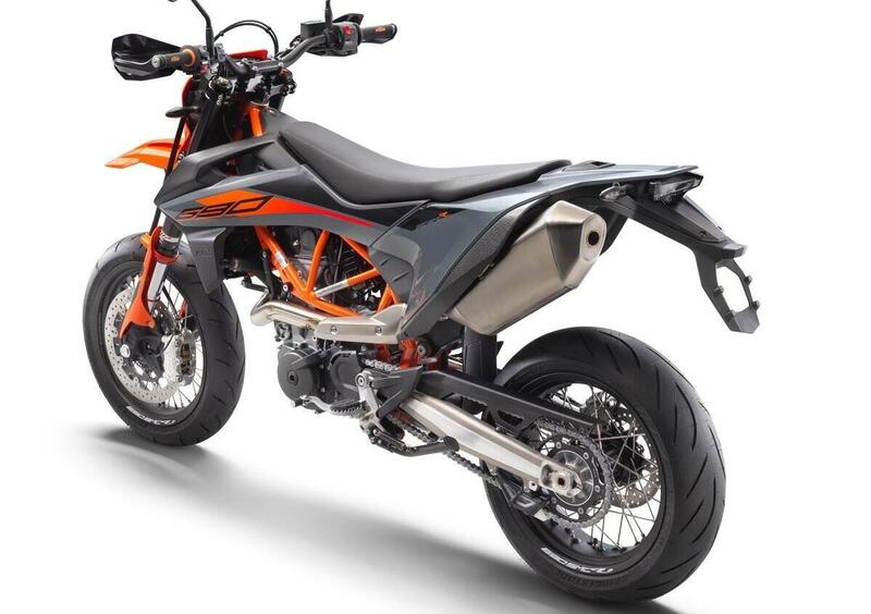 KTM 690 SMC R 690 SMC R (2021 - 22) (4)