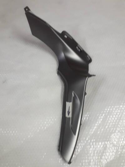 CARENATURA / COPERTURA CENTRALE SINISTRA BEVERLY Piaggio