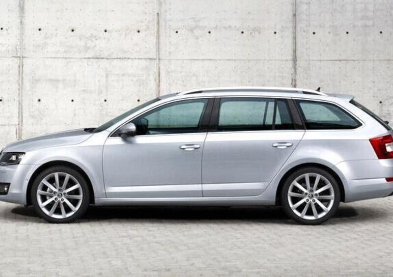 Skoda Octavia Station Wagon (2013-20) (2)