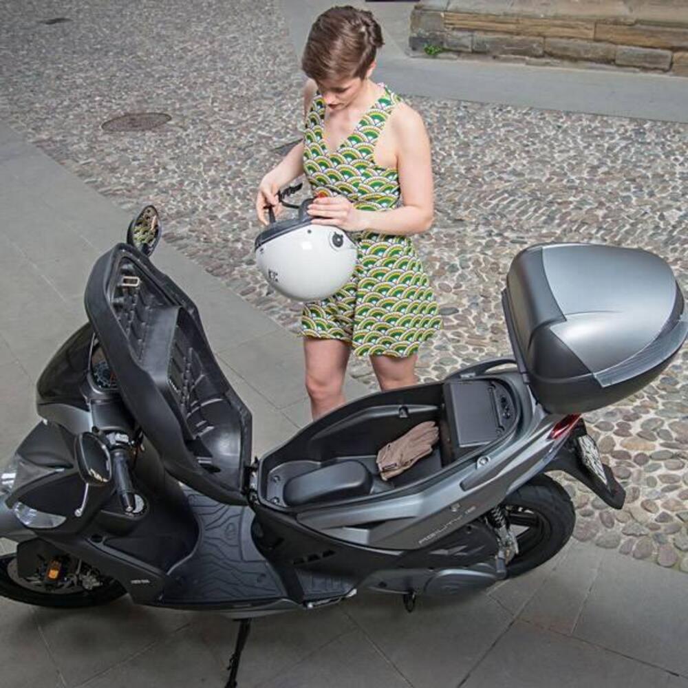 Kymco Agility 125 R16 + (2021 - 25) (5)
