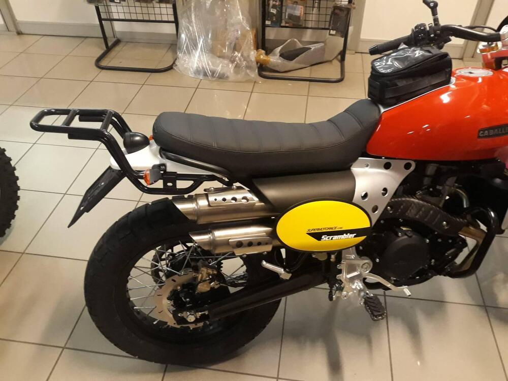 PORTAPACCHI GIVI CABALLERO SCRAMBLER (2)