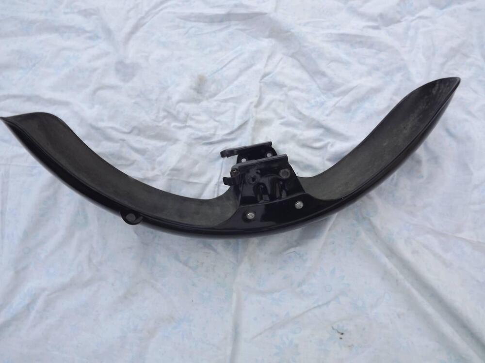Parafango anteriore Honda cb750f (2)