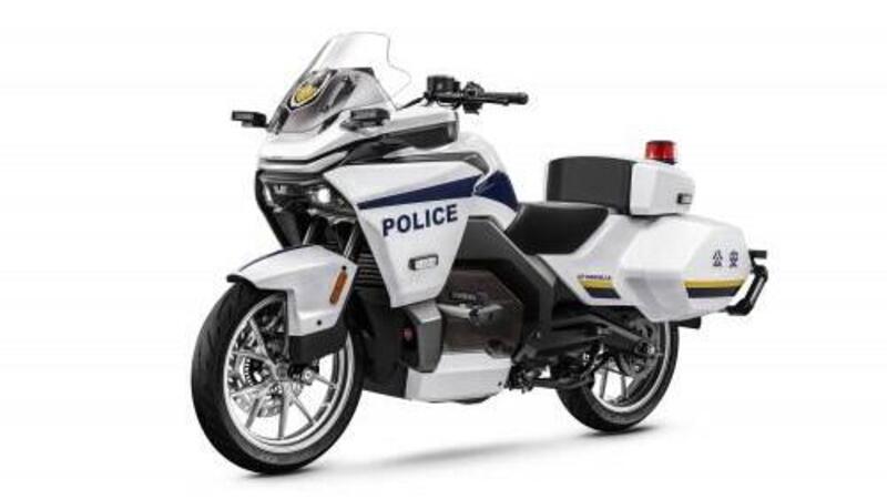 CFMOTO 300GT-E: arriva l&#039;elettrica per la polizia cinese