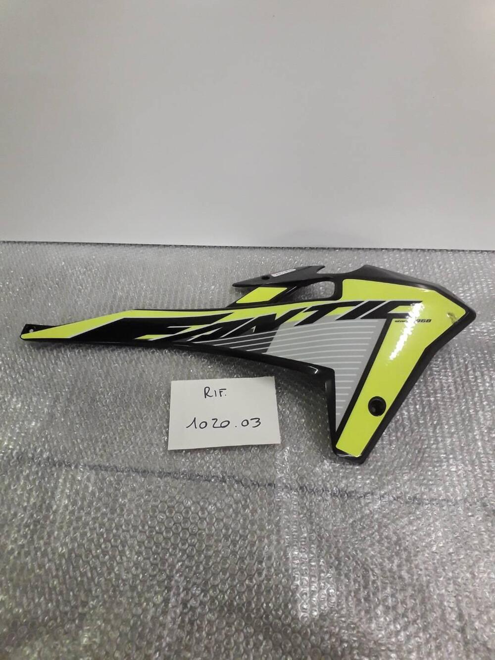 CARENA COPRIRADIATORE DESTRA FANTIC MOTARD 2020 Fantic Motor (4)