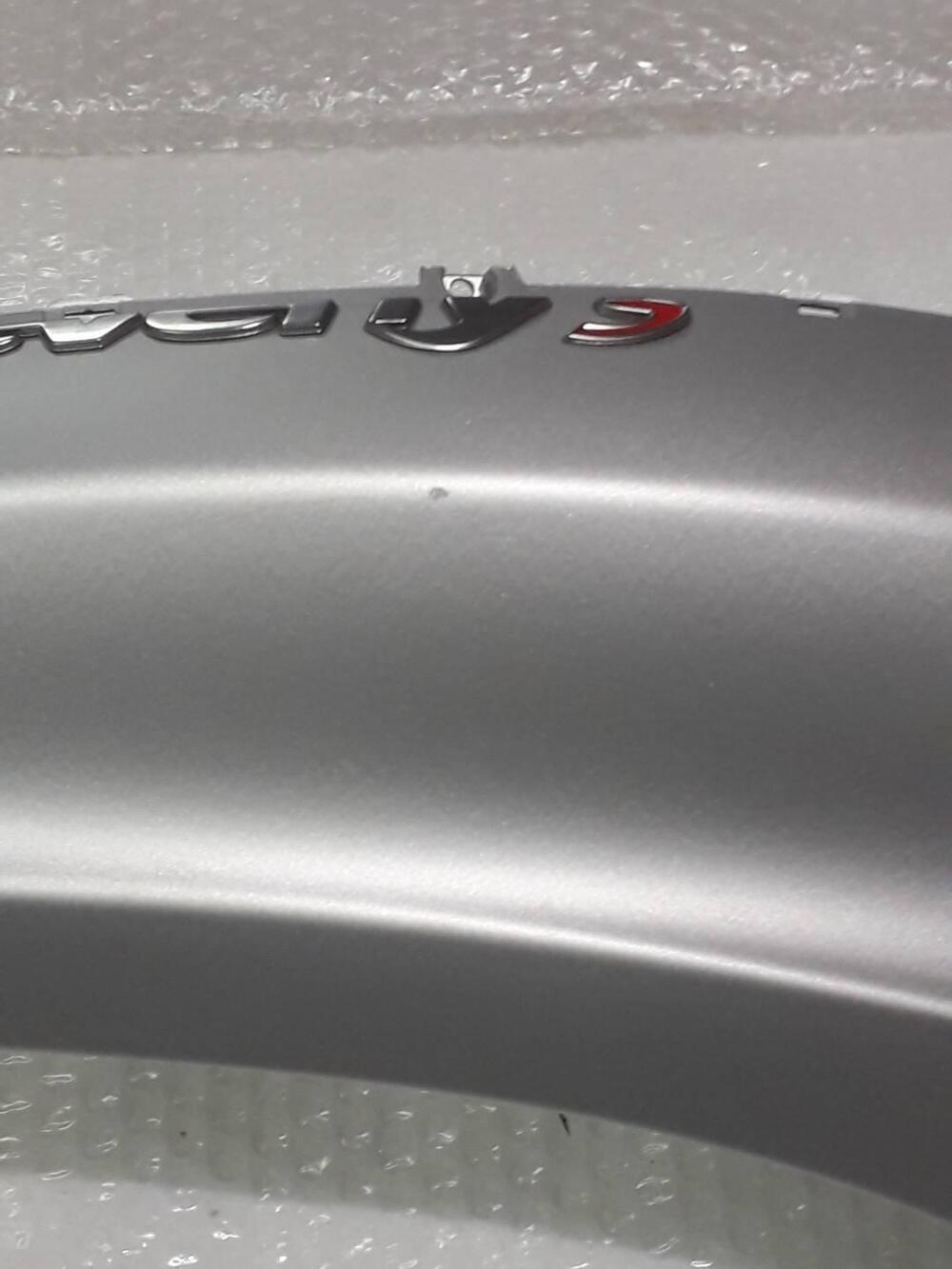 CARENA POSTERIORE DESTRA USATA PIAGGIO BEVERLY (5)