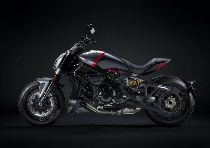 Ducati XDiavel 1262 XDiavel 1262 Black Star (2021) (2)