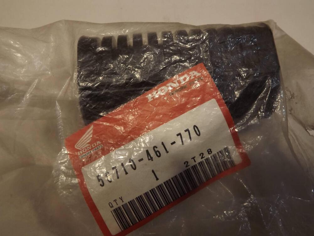 gommino pedana poggiapiedi Honda rebel 125 (2)