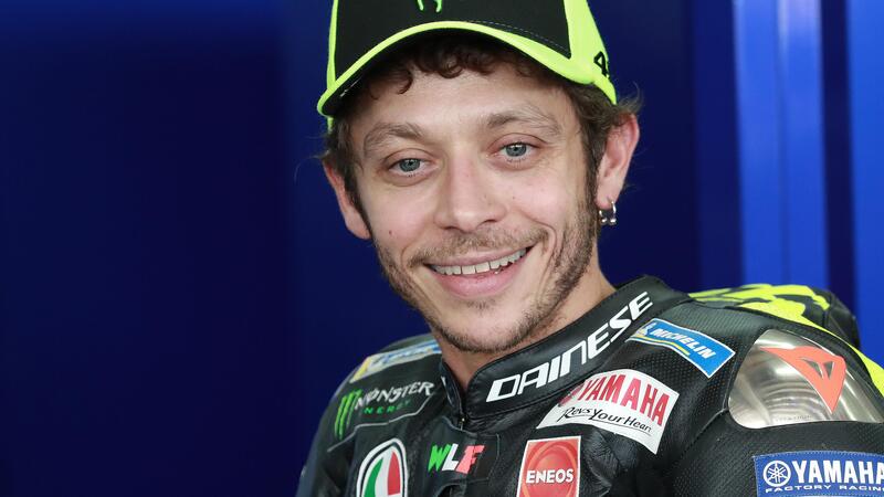 Valentino Rossi intervistato da Nico e Zam al MotoFestival MY2021