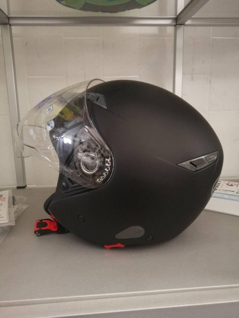 CASCO AIROH CITY ONE COLOR BLACK MATT (4)
