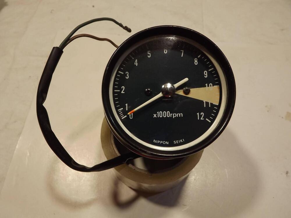 contachilometri e contagiri vari Suzuki (7)