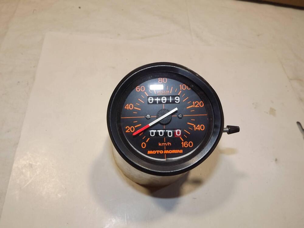 contachilometri e contagiri vari Suzuki (9)