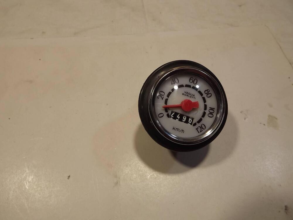 contachilometri e contagiri vari Suzuki (16)