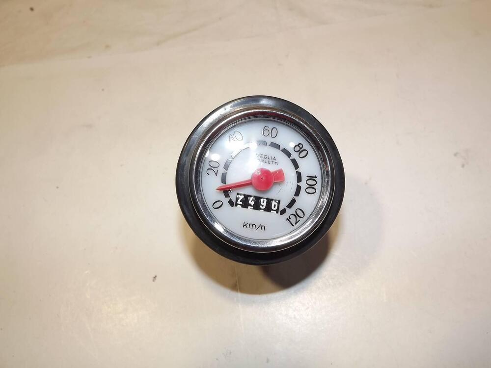 contachilometri e contagiri vari Suzuki (19)