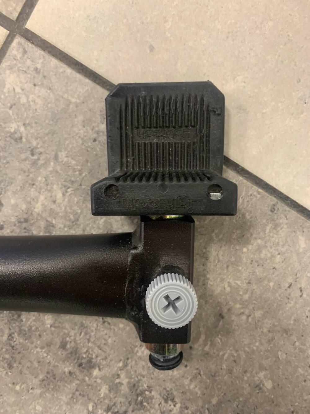 LIGHTECH CAVALLETTO ALZAMOTO POSTERIORE (3)