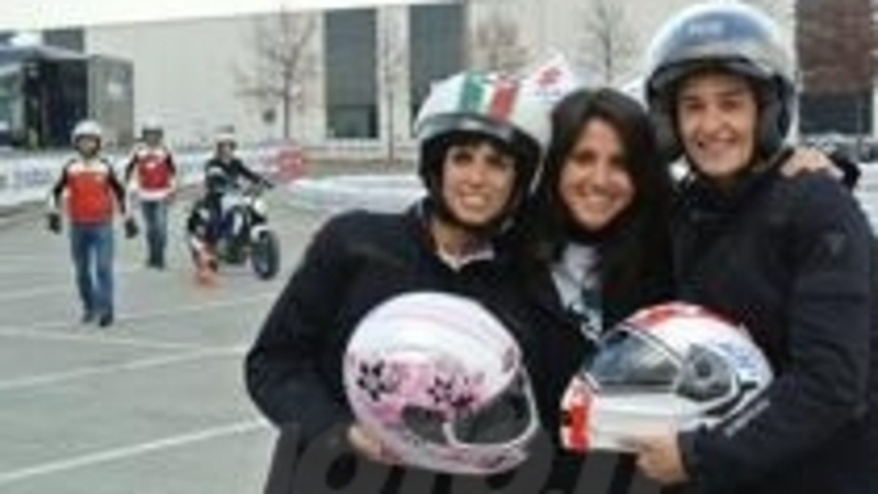 Donneinsella e Suzuki mettono in moto le ragazze