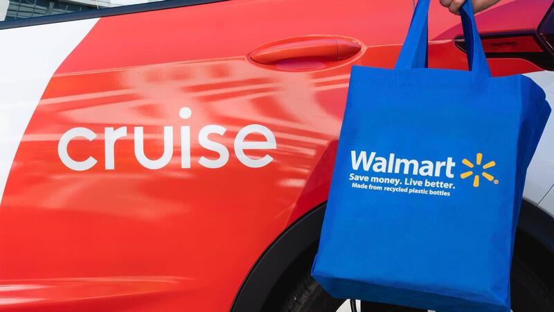 Usa: l&#039;auto-robot di Cruise, che consegna a domicilio la spesa di Walmart