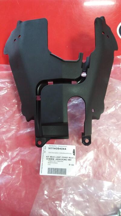 Copri faro posteriore OEM KTM Duke 125 90114064044