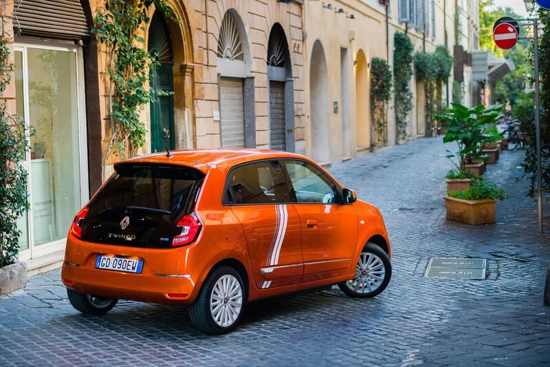 Renault Twingo 2021 BEV, L&rsquo;elettrica &ldquo;giusta&rdquo; da 11,5K [fa paura a Model 3 non a 500e]