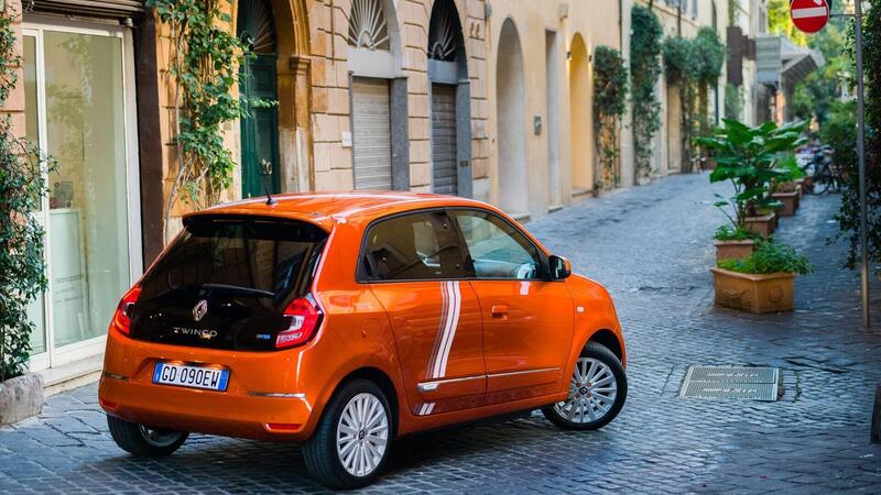 Renault Twingo 2021 BEV, L&rsquo;elettrica &ldquo;giusta&rdquo; da 11,5K [fa paura a Model 3 non a 500e]