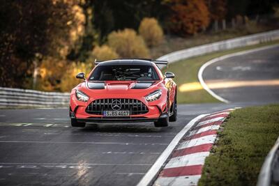 Mercedes-AMG GT Black Series: la vettura di serie pi&ugrave; veloce sul Nurburgring [Video]