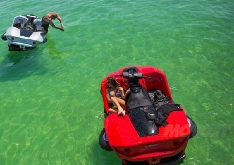 Gibbs Quadski: Il quad che si trasforma in moto d&rsquo;acqua  