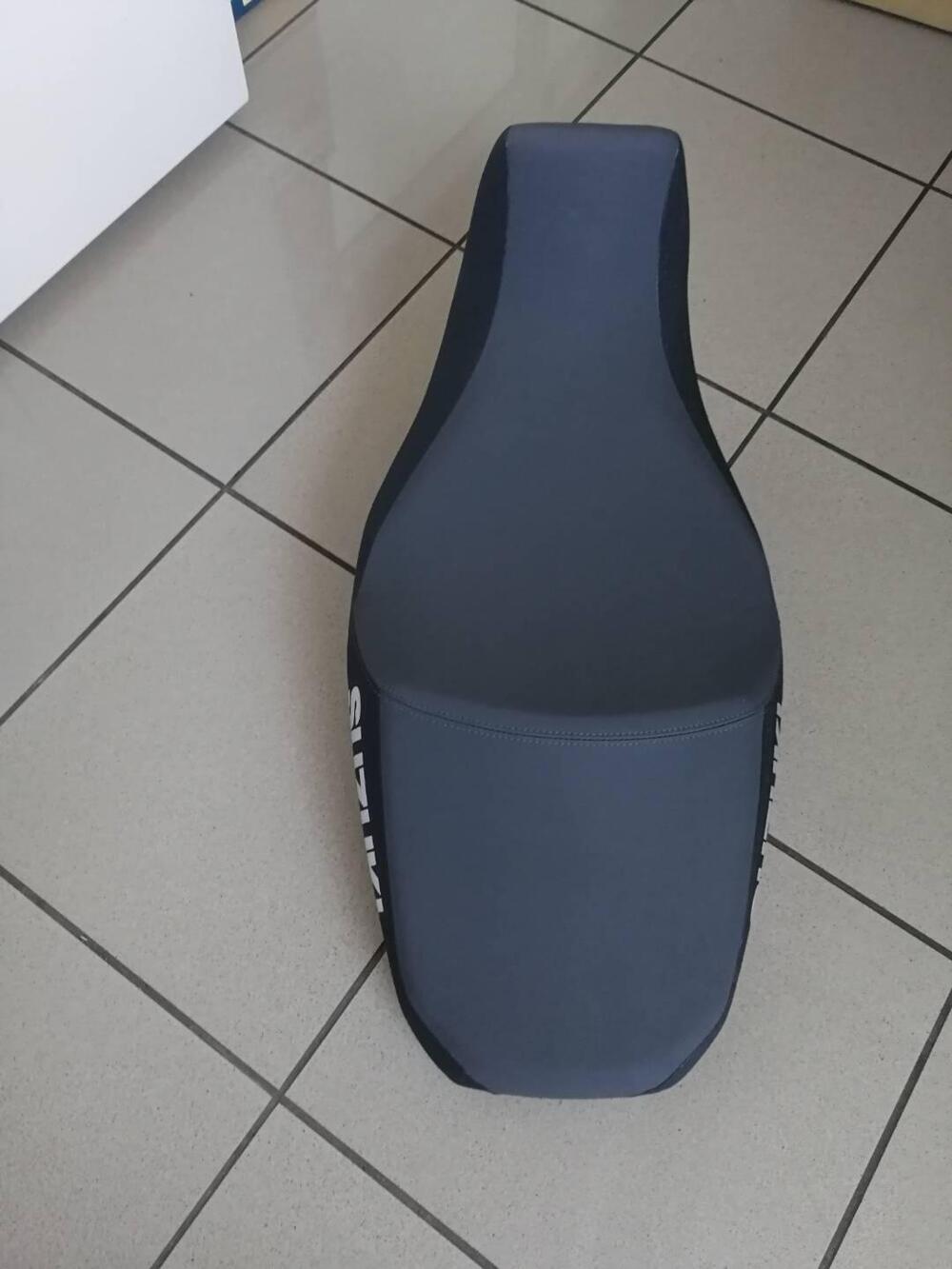 SELLA VSTROM 1000 2017 Suzuki (4)