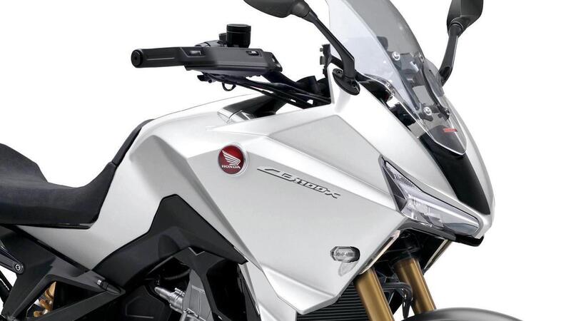 Honda, ipotesi CB1100X con il motore dell&#039;Africa Twin