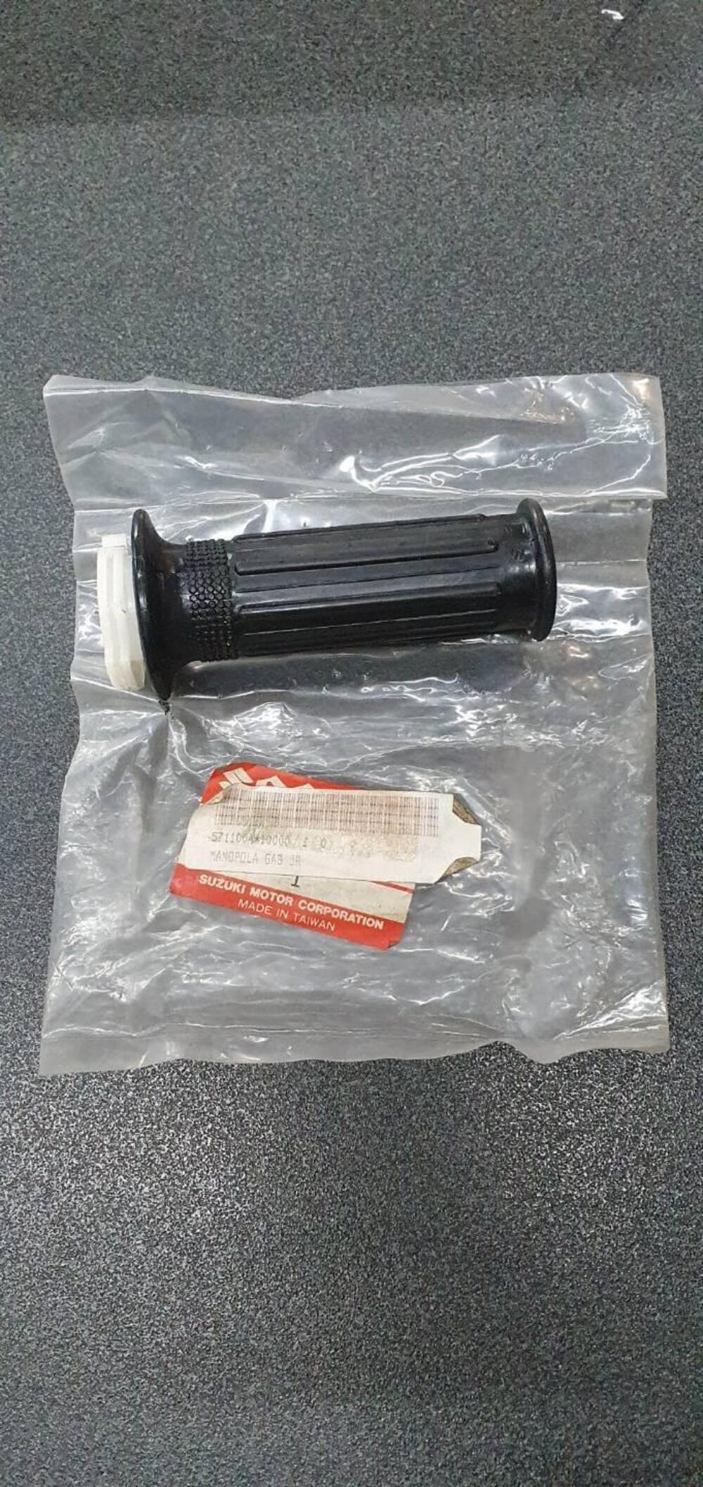 MANOPOLA COMANDO GAS SUZUKI PER JR 57110-04410