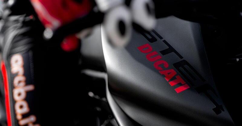 Ducati Monster 2021: il primo teaser