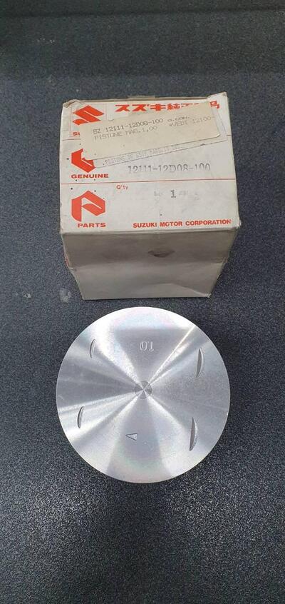 PISTONE SUZUKI PER DR 650 12111-12D08-100