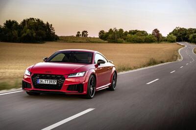 Audi TTS competition plus: voglia di corse