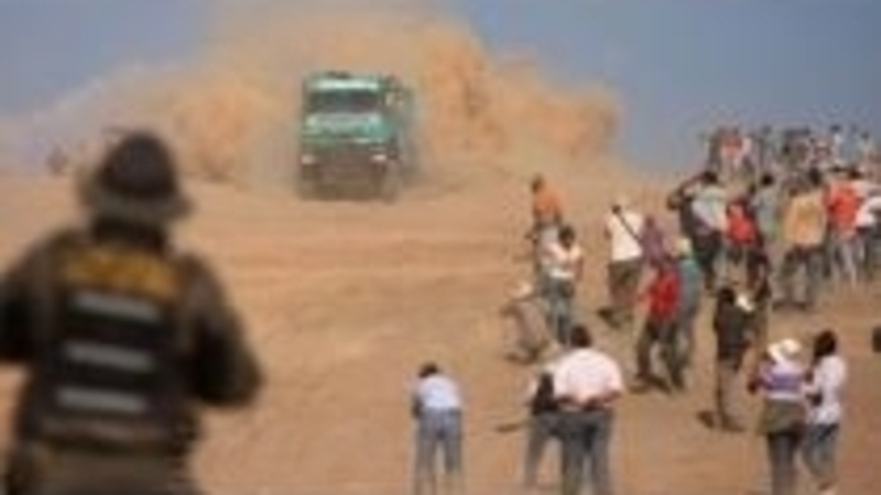 Dakar 2013. Tappa 5. Incidente mortale, coinvolto mezzo dell&#039;assistenza. Italiani: out Viglio