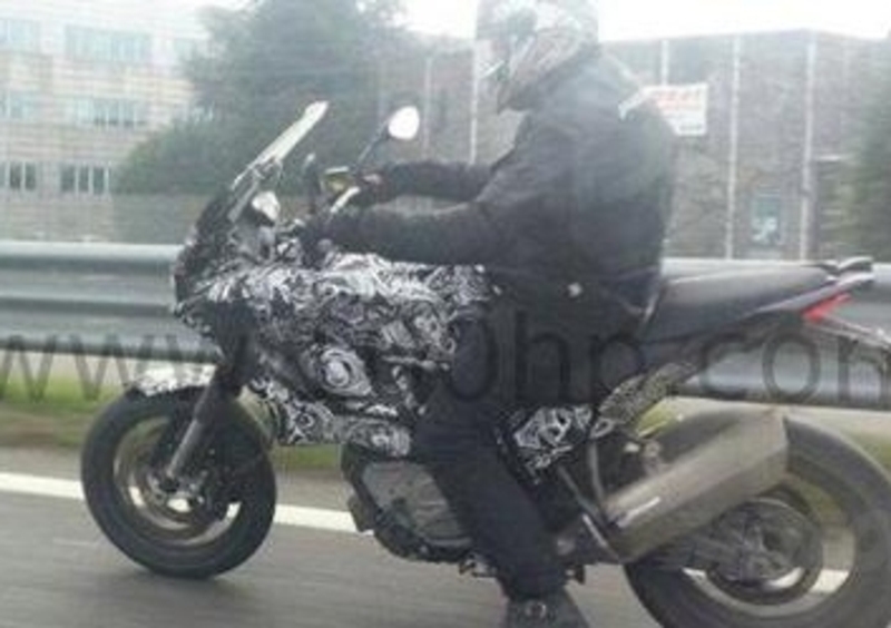 Husqvarna, motard turistica in arrivo?