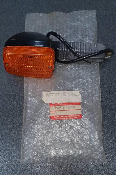 FRECCIA INDICATORE DIREZIONE SUZUKI PER DR 650