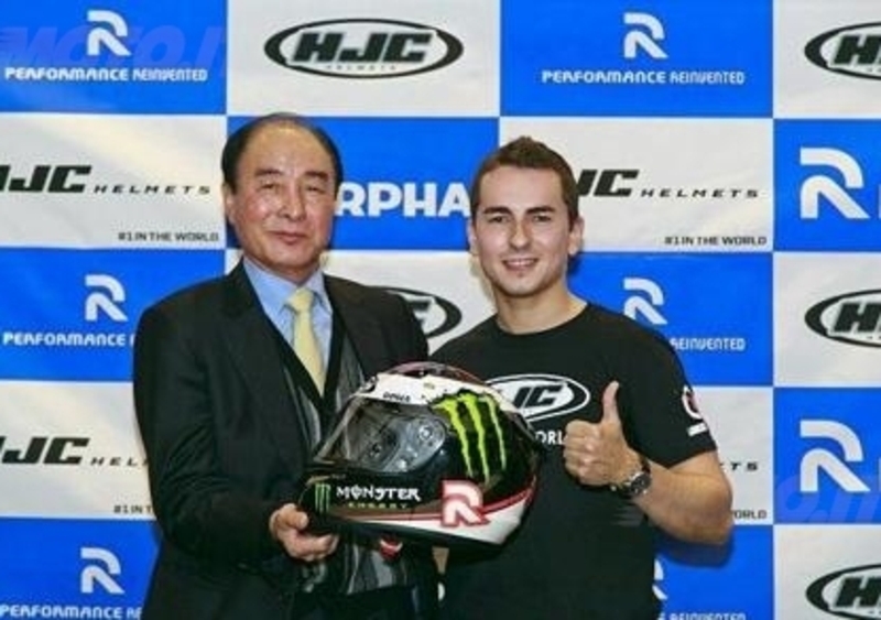 MotoGP. Jorge Lorenzo correr&agrave; con un casco HJC