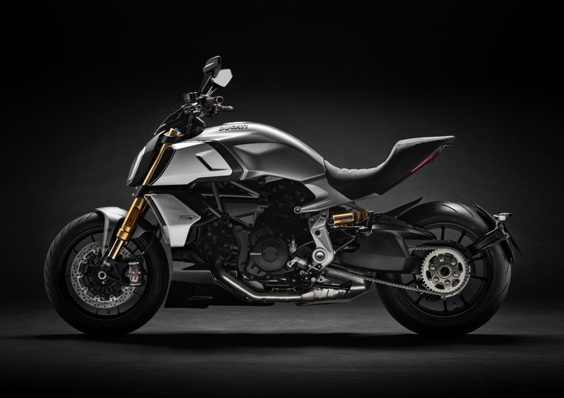 Ducati Diavel 1260 Diavel 1260 S (2021 - 22) (8)