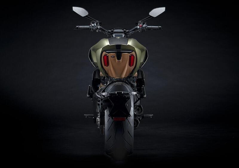 Ducati Diavel 1260 Diavel 1260 Lamborghini (2021) (5)