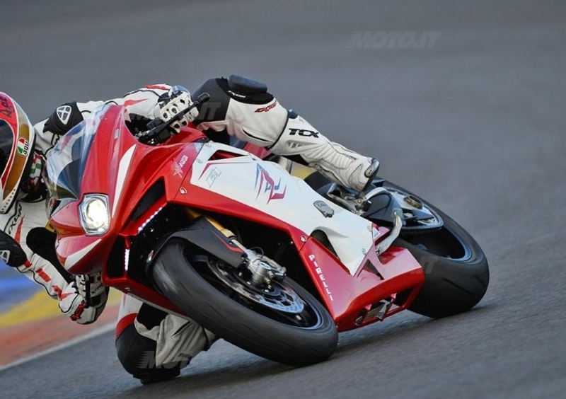 MV Agusta F4 e F4RR 2013