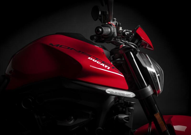 Ducati Monster 937 Monster 937 + (2021 - 25) (10)