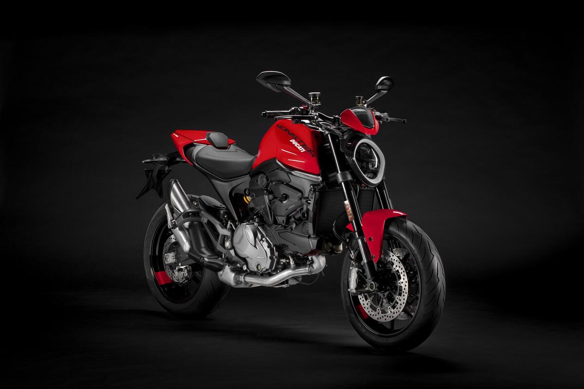 Ducati Monster 937 + (2021 - 25)