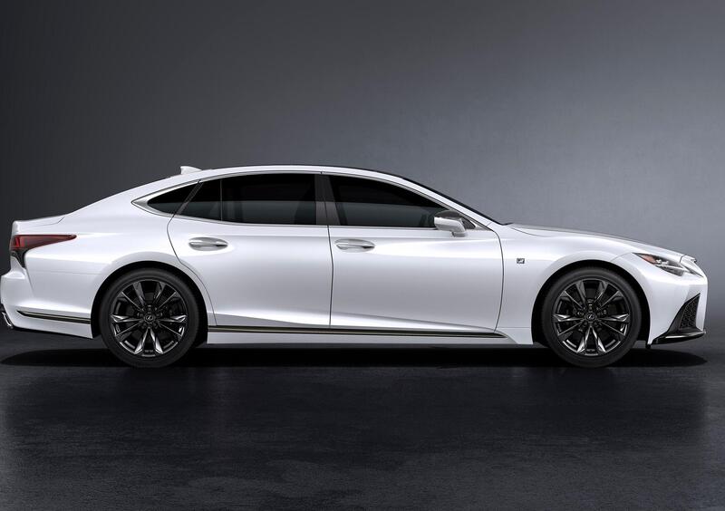 Lexus LS (2017-->>) (2)