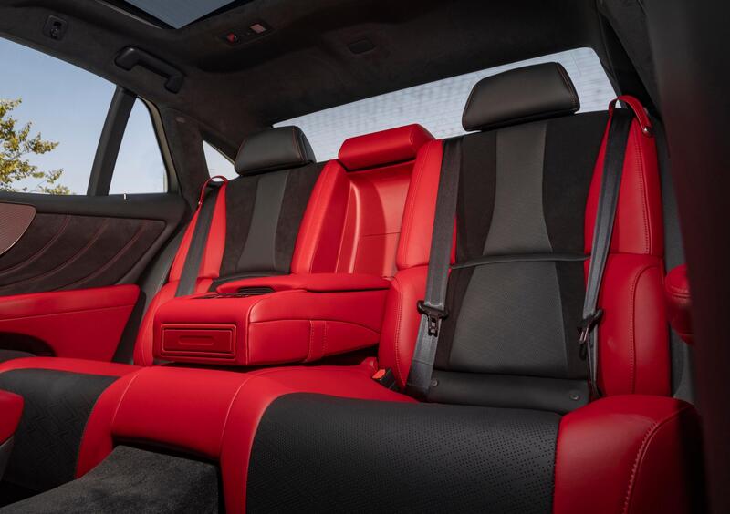 Lexus LS (2017-->>) (13)