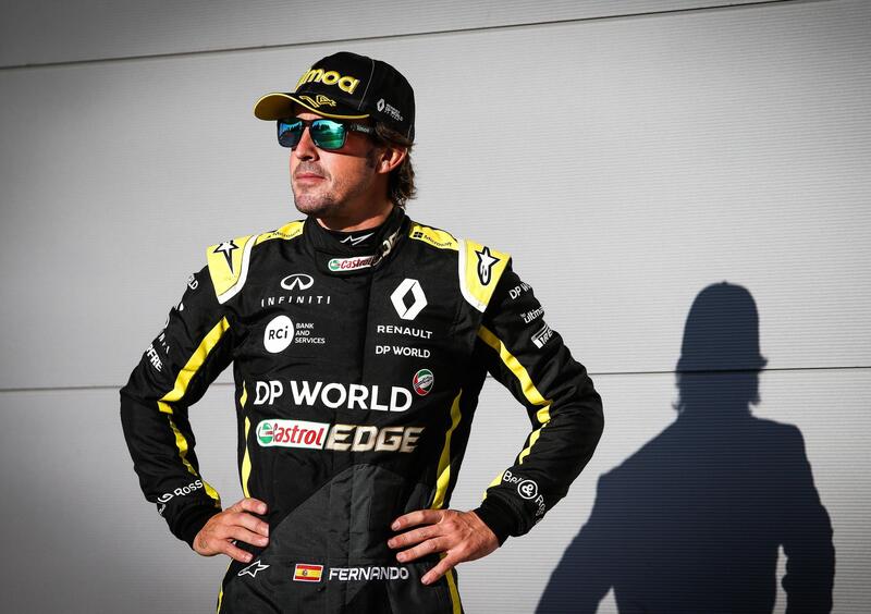 F1: Fernando Alonso imbucato di lusso al rookie test di Abu Dhabi